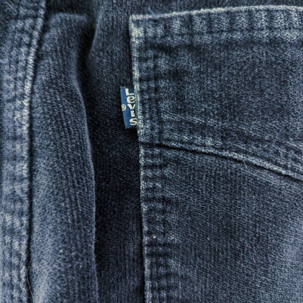 GUC Vintage 1970s men's Levi corduroy / Velour Movin On navy blue pants flares